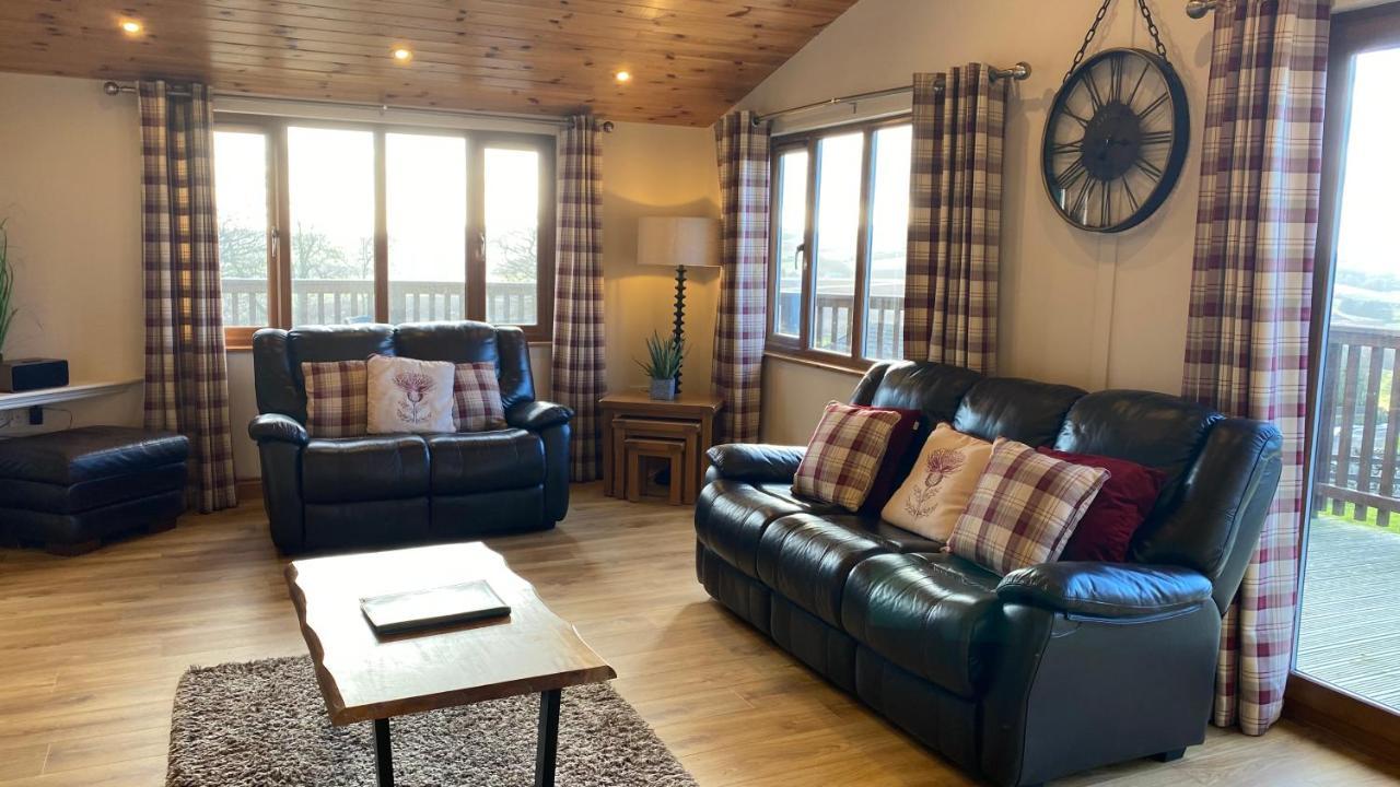 Kingfisher Lodge With Hot Tub Cupar Luaran gambar