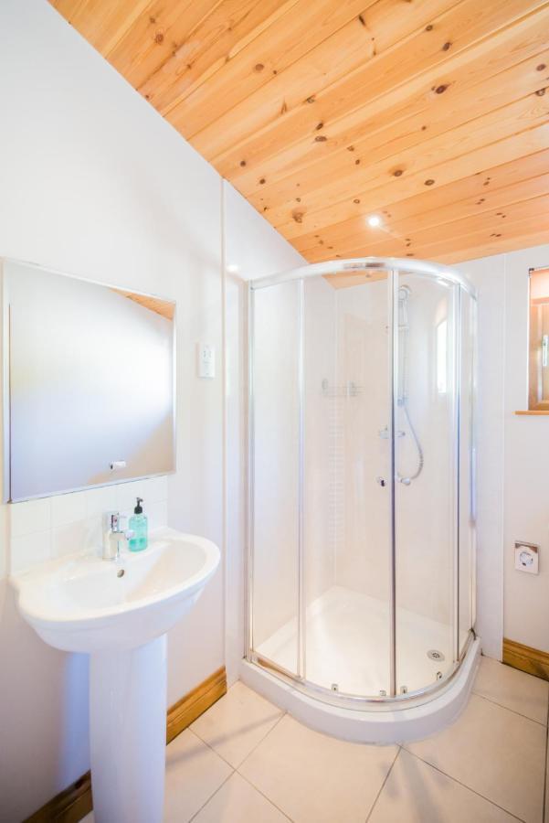 Kingfisher Lodge With Hot Tub Cupar Luaran gambar